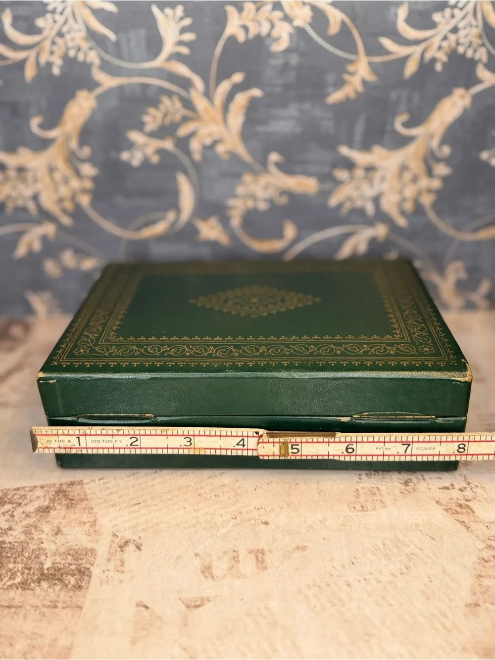 Vintage Green Faux Leather Jewelry Box Brass Lock Ring Tray Vanity Case
